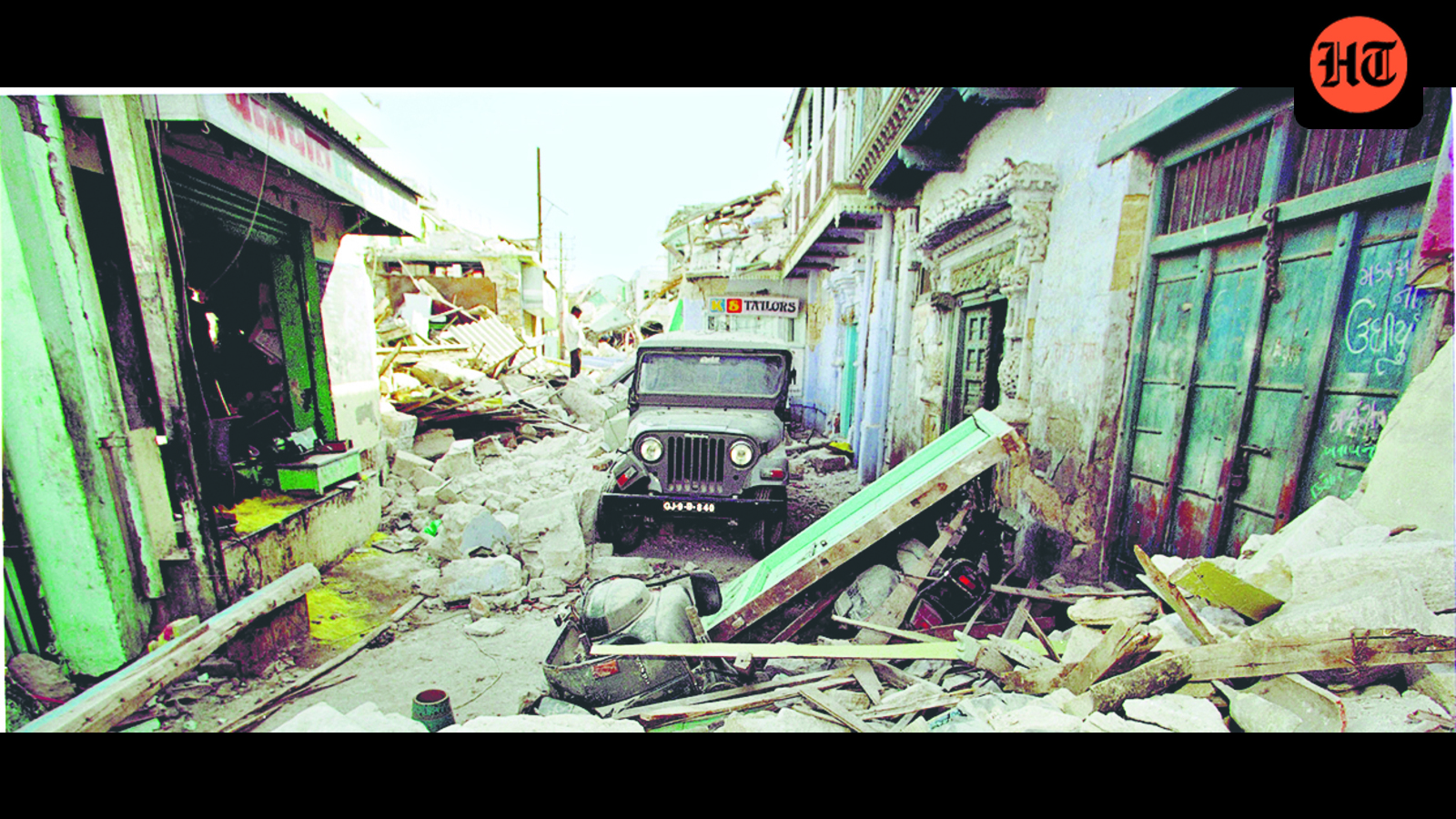 2001 disaster set off chain of decisions that reshaped Gujarat’s political leadership