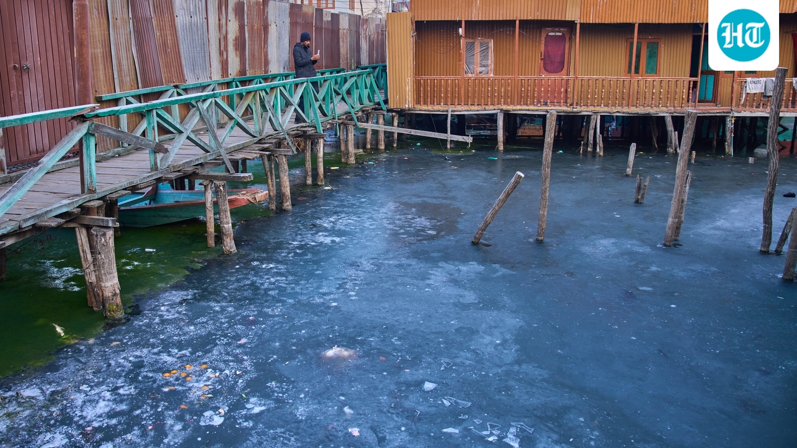 Parts of Dal Lake freezes as Kashmir shivers in sub-zero minimum temperatures