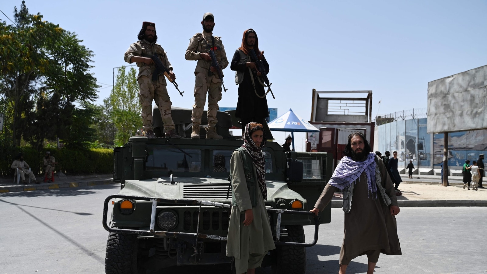 Afghan forces clash with Pak ‘in retaliation’ for air strikes in Kabul: Taliban