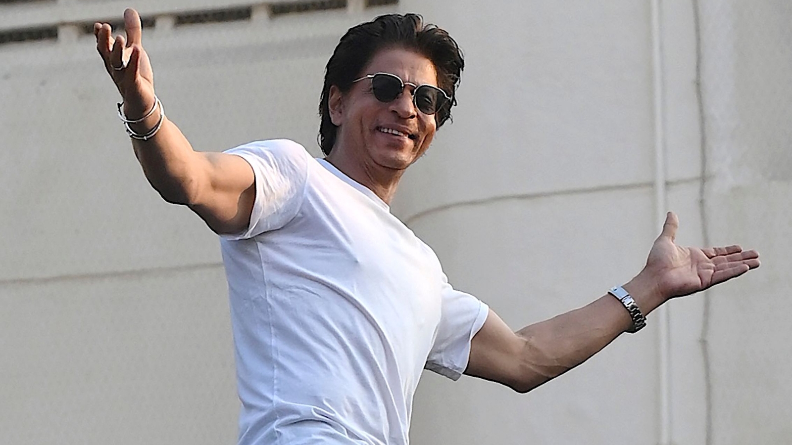 Happy 60th SRK: Kajol, Rani Mukerji, Shriya Pilgaonkar, Hema Malini and others share their fond memories