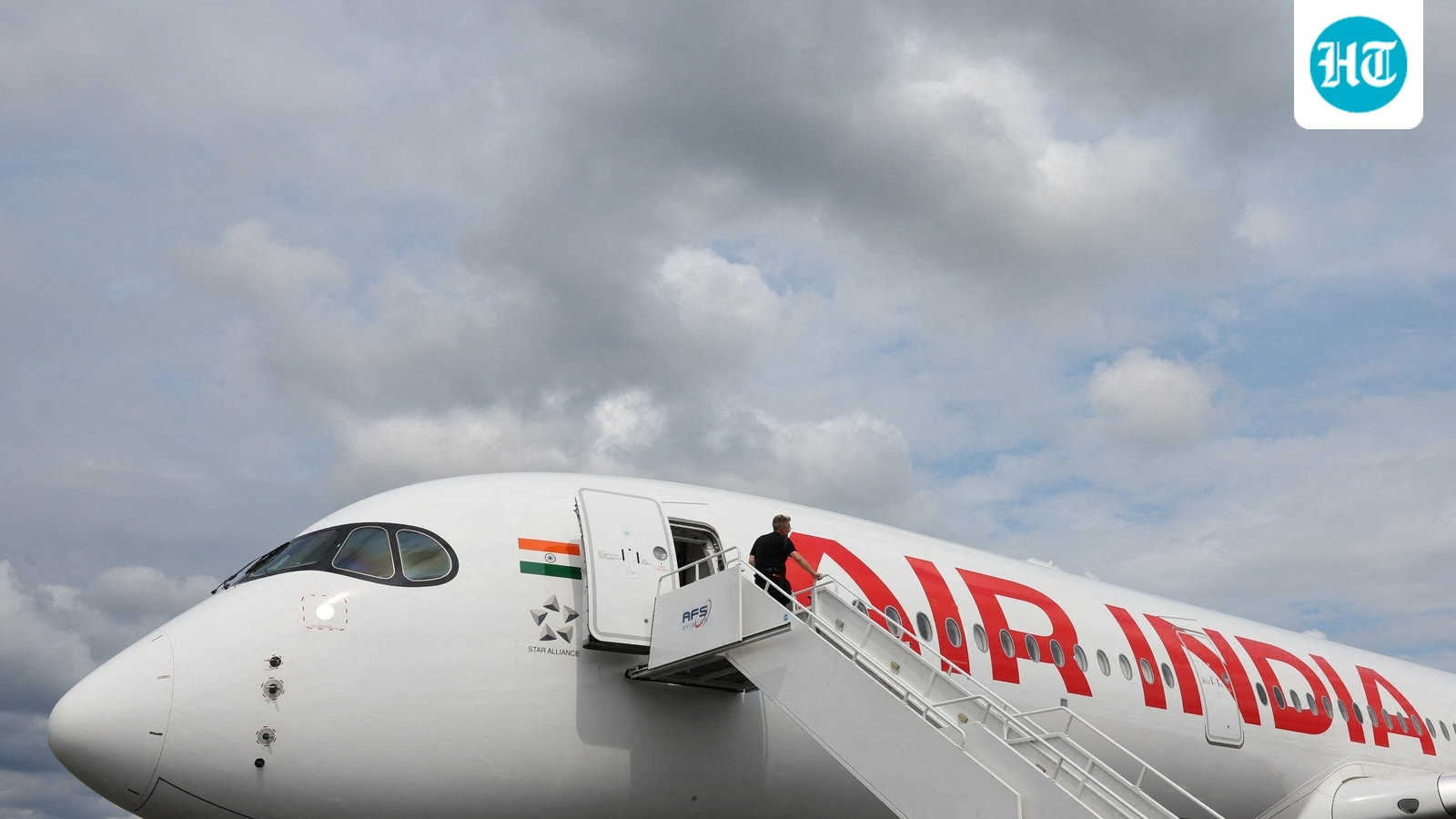 San Francisco-bound Air India flight, airborne for over 8 hours, returns to Delhi after technical snag