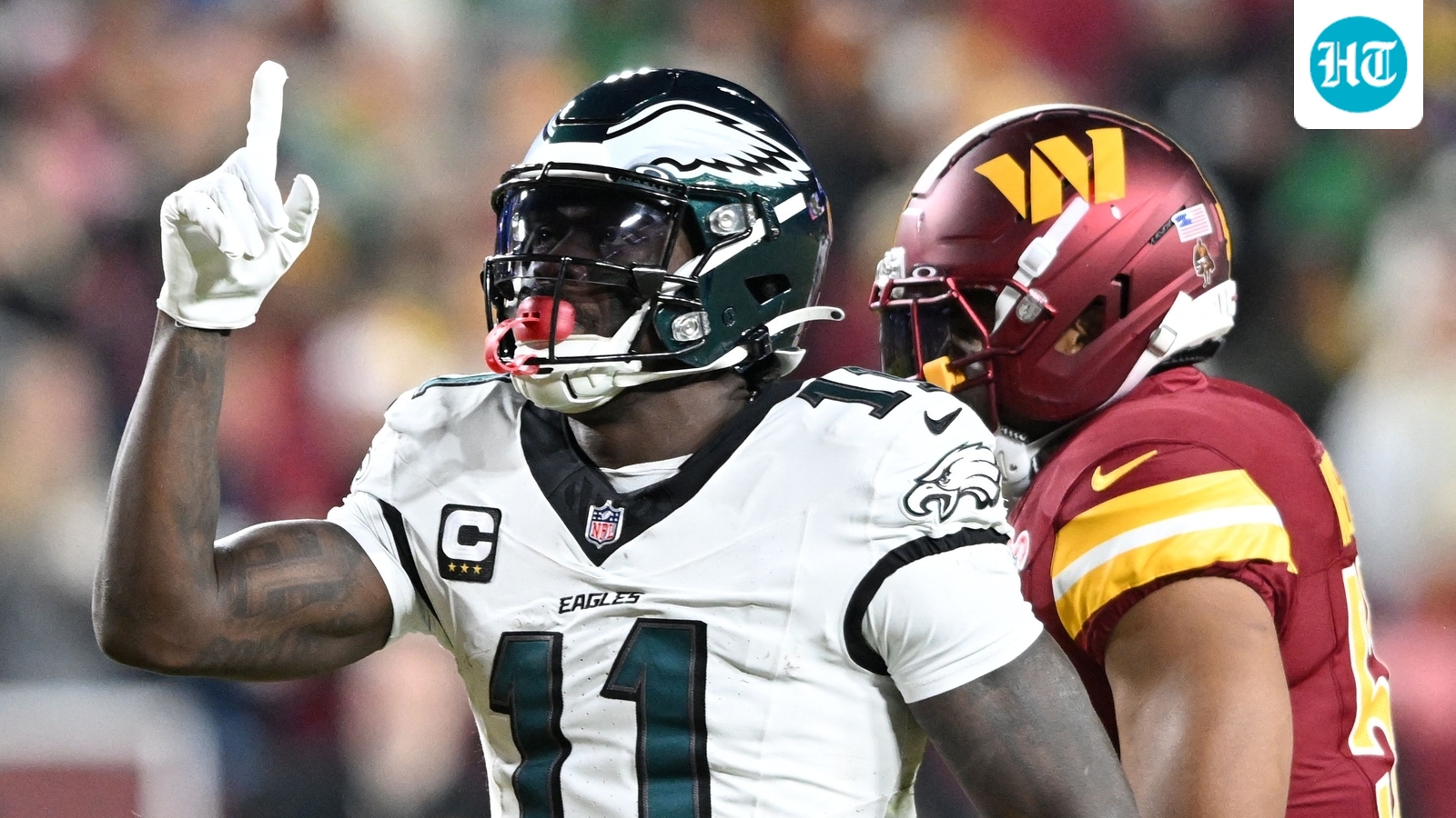 AJ Brown's new workout photo gives Patriots fans hope; contract issues still remain