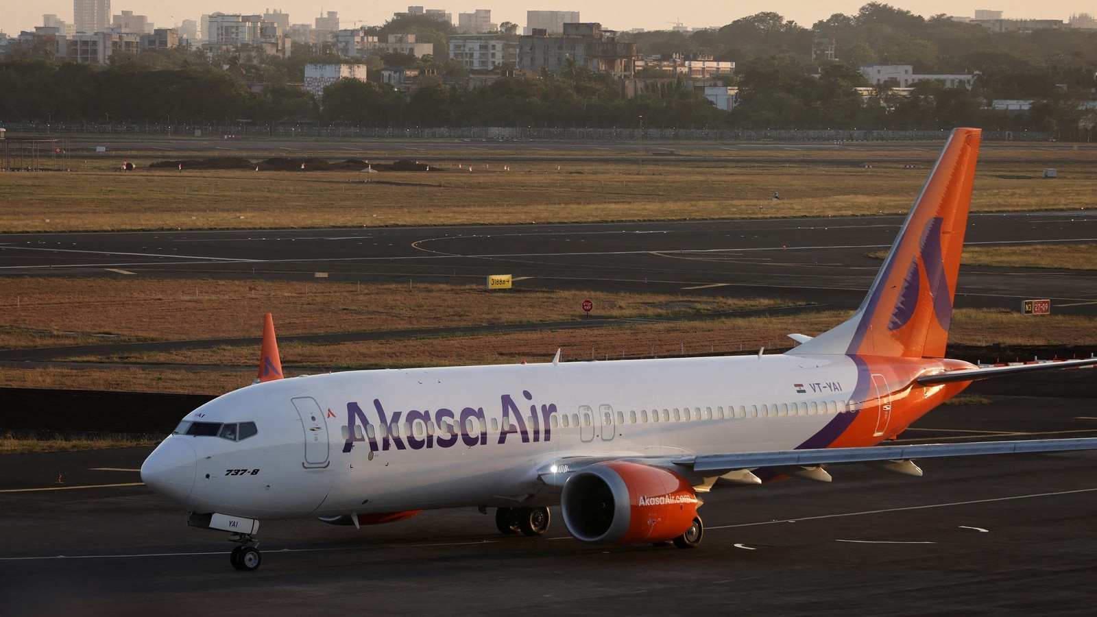 Delhi-bound Akasa Air flight suffers bird hit, lands safely