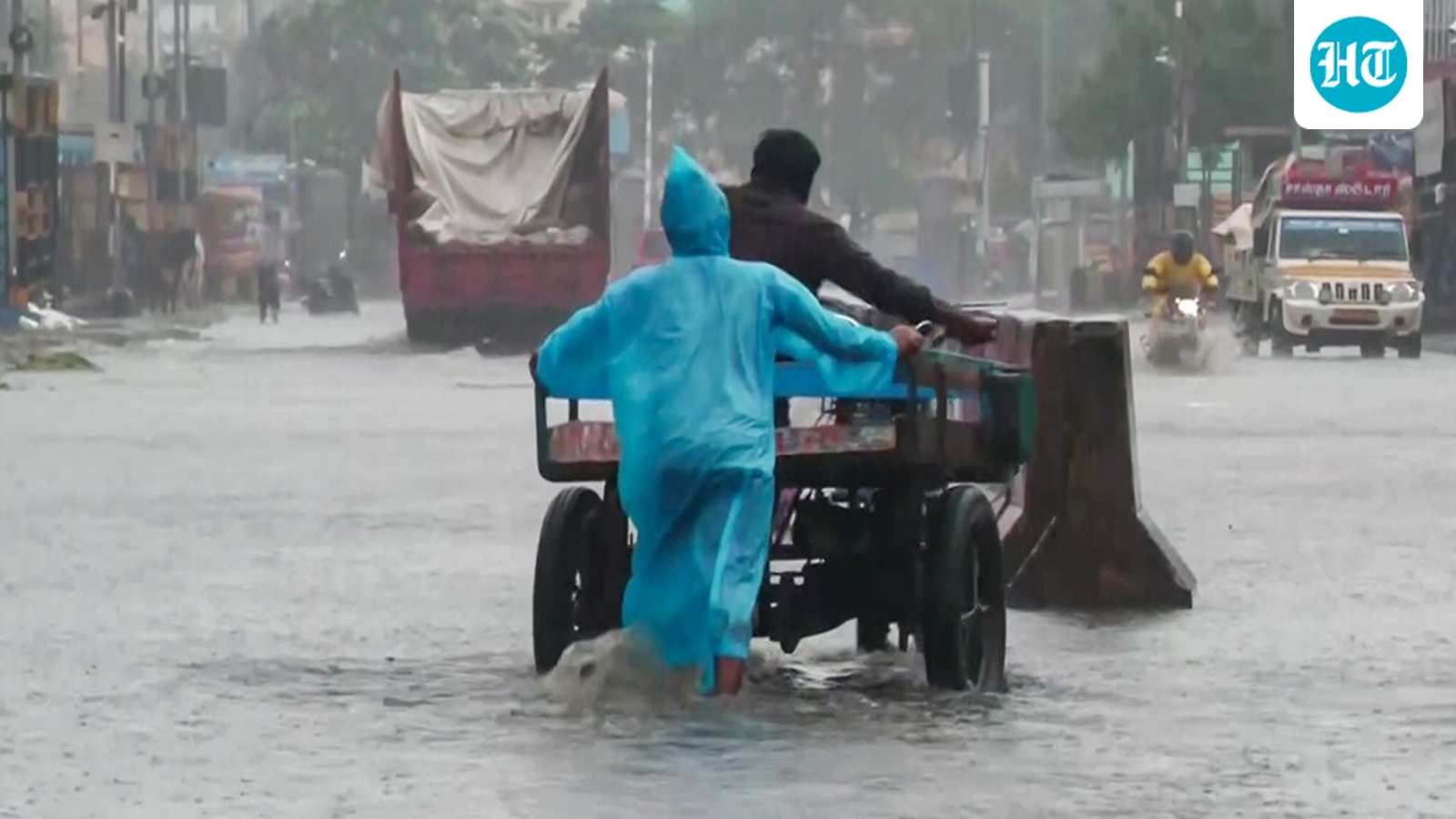 Remnants of cyclone Ditwah near TN-Pondy coasts cause spells of rain