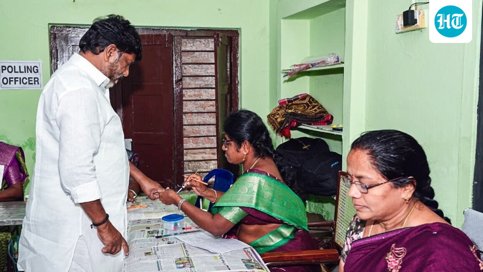 Telangana municipal election results: Congress leads in 430 wards, BRS in 222; BJP at third spot