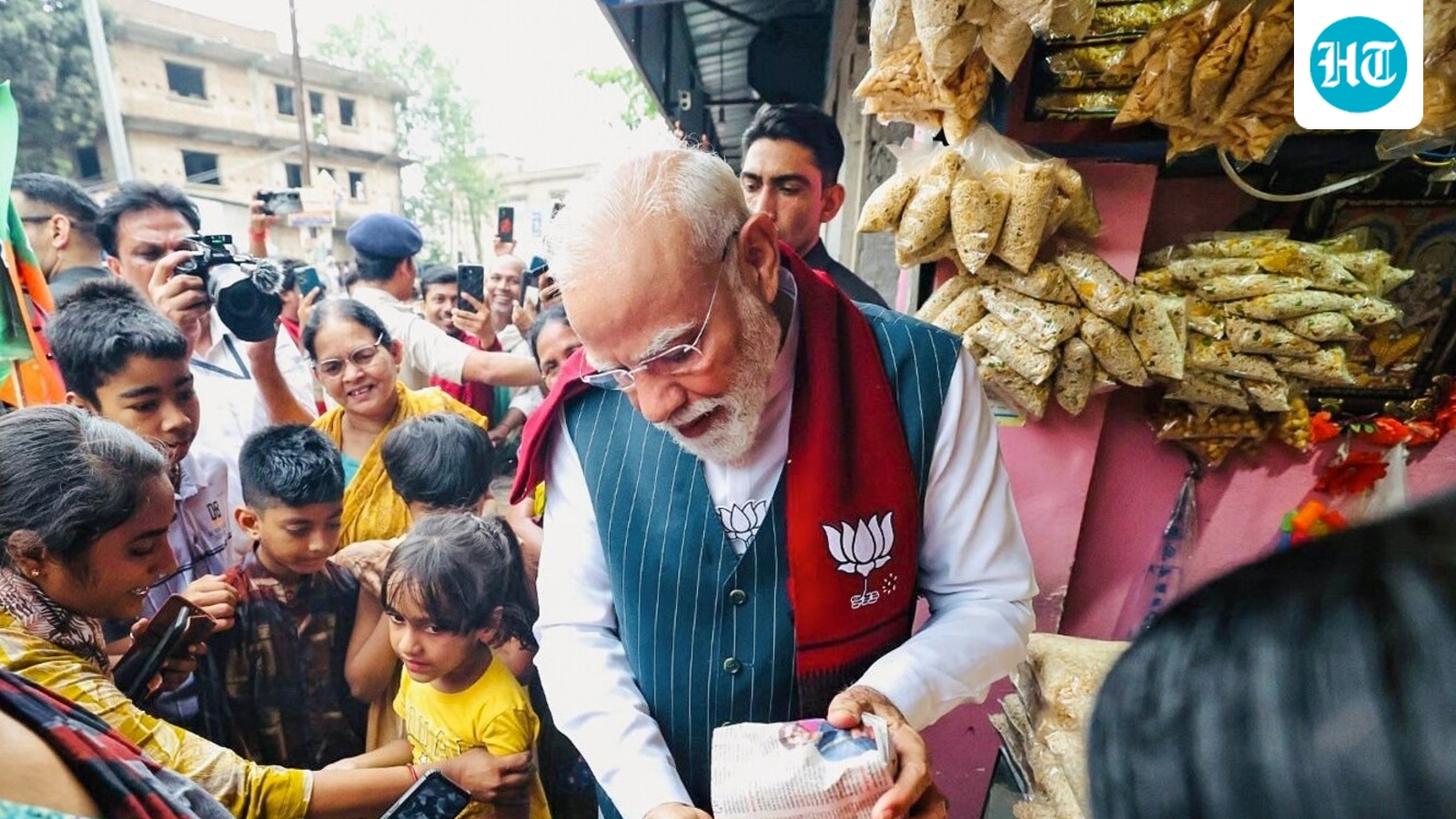 'Cut-money politics': Modi steps up attack on TMC, predicts BJP win in Bengal