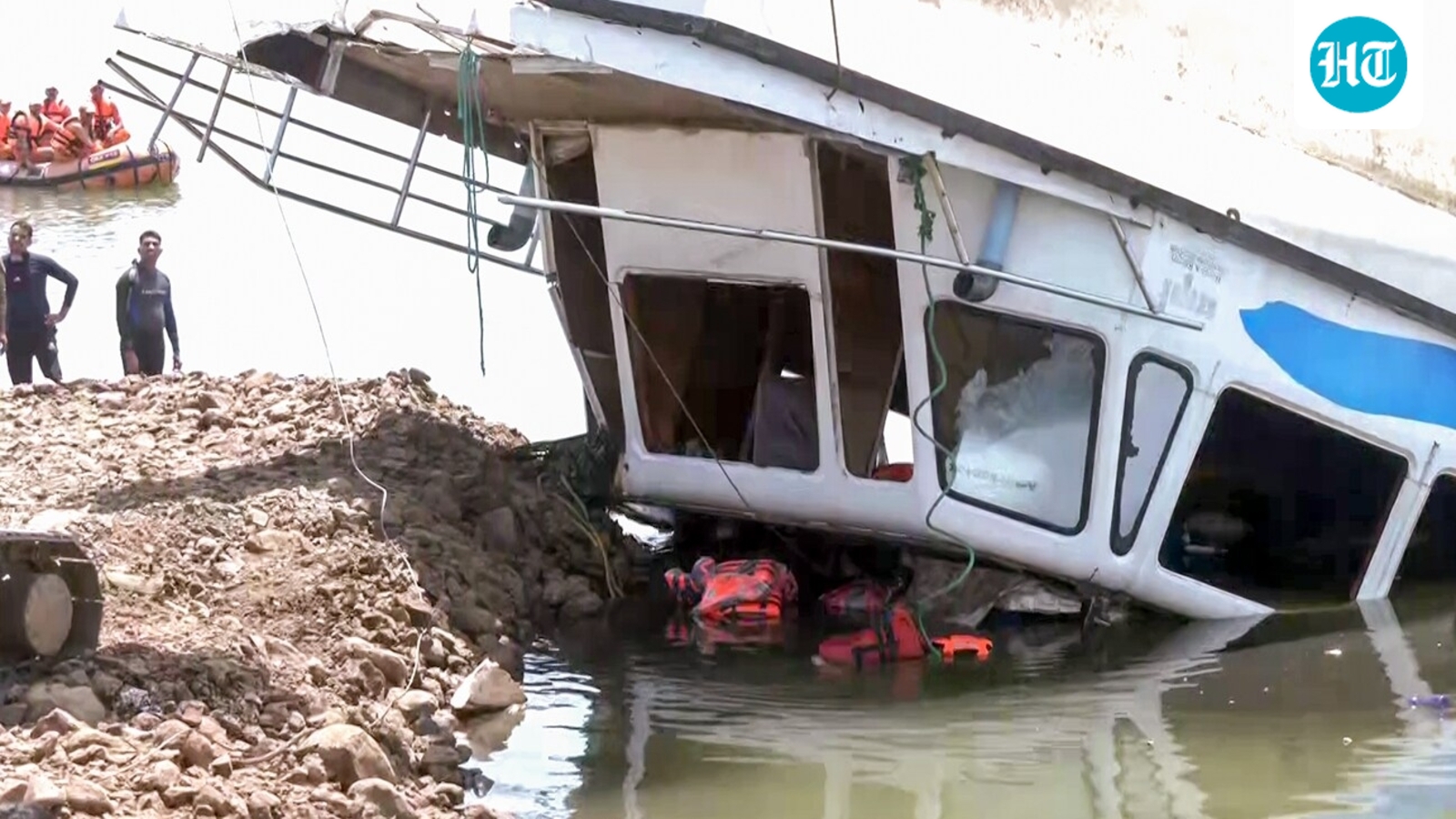 Mother and son in one life jacket among Jabalpur boat capsizing victims