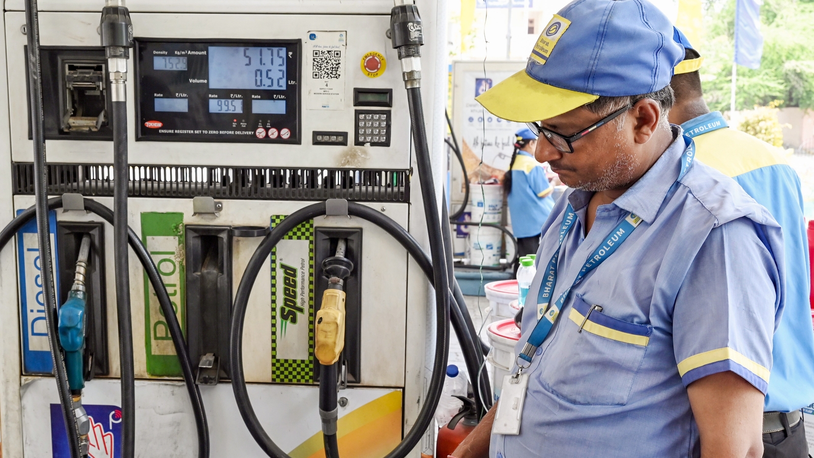 Petrol, diesel prices hiked by over  ₹2.5 each; 4th hike in 10 days