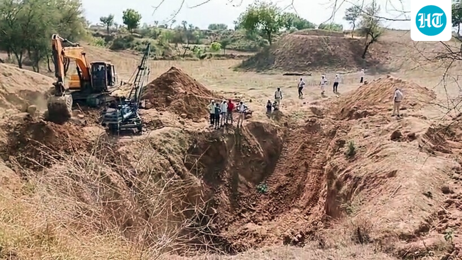 5 killed in soil collapse during well construction in Madhya Pradesh's Panna