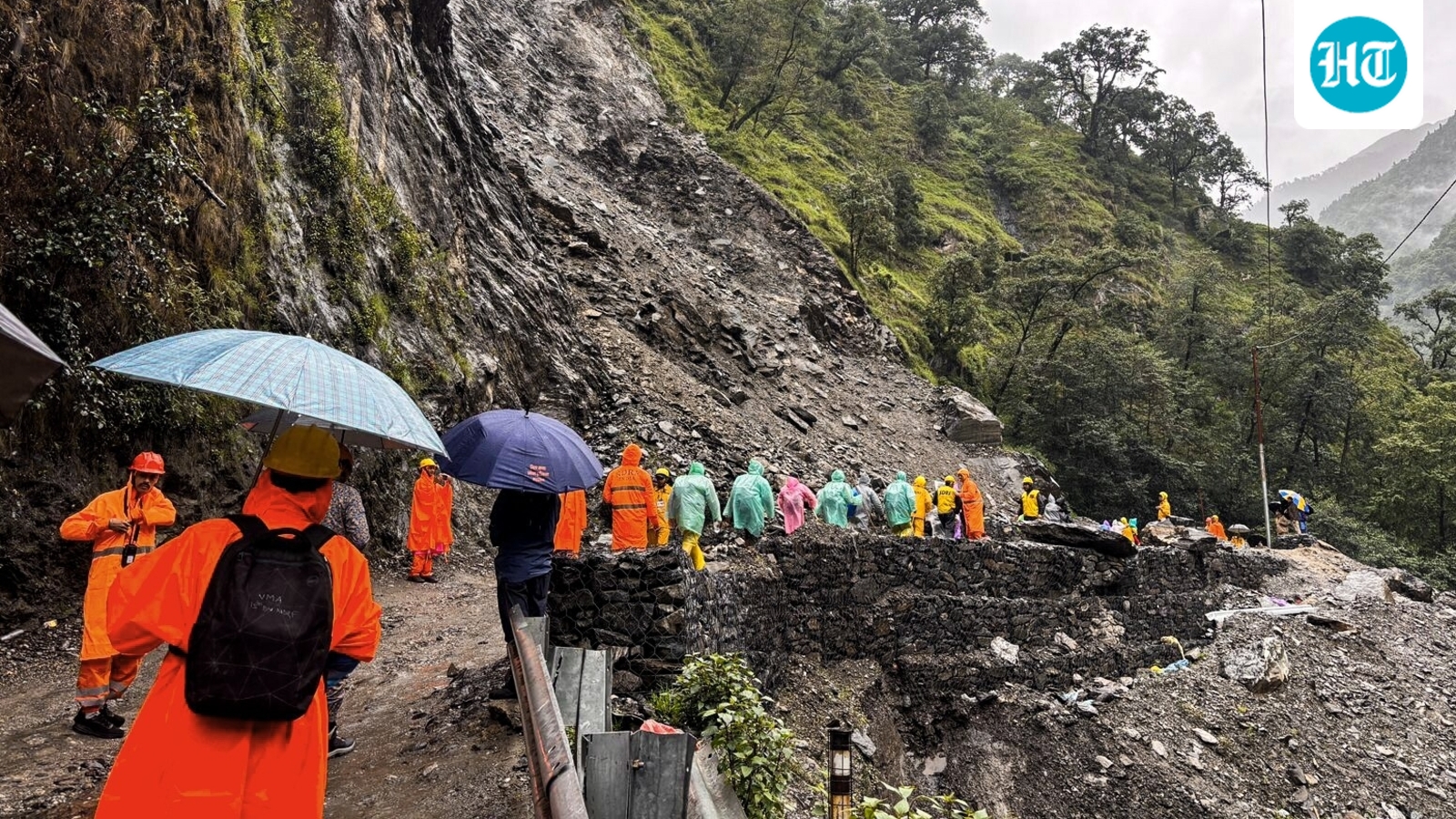 Landslide blocks Kedarnath Highway near Sonprayag as heavy rain disrupts Yatra