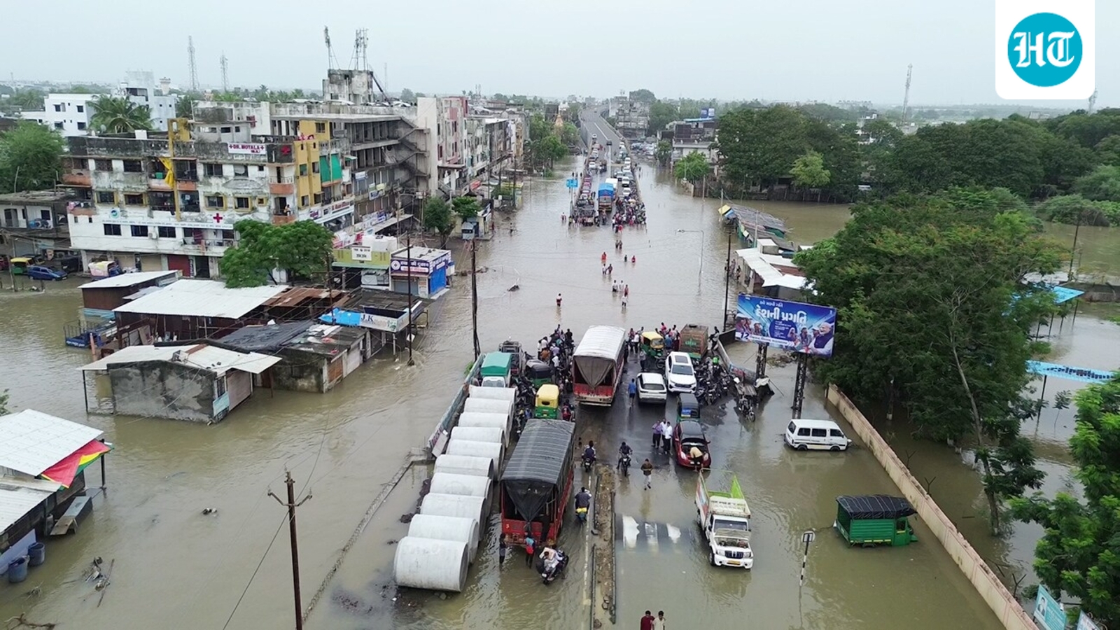 Delhi rain LIVE: Red alert for heavy rain over next 2 hours; waterlogging in Ghaziabad