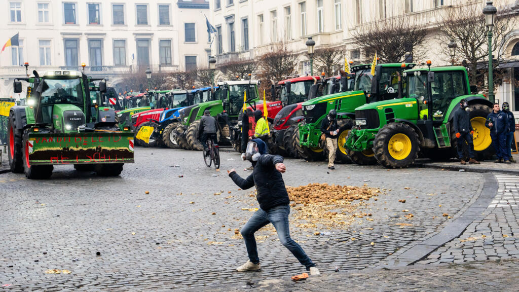 The EU delays 25 year-old Mercosur deal in the face of farmer protests