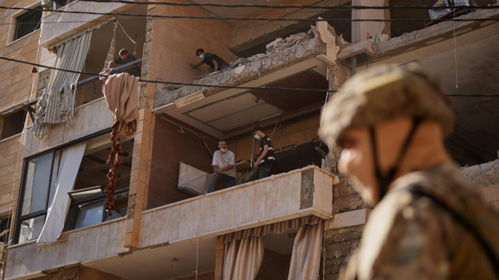 Lebanese 'stuck between a rock and a hard place' as Israel strikes south of country