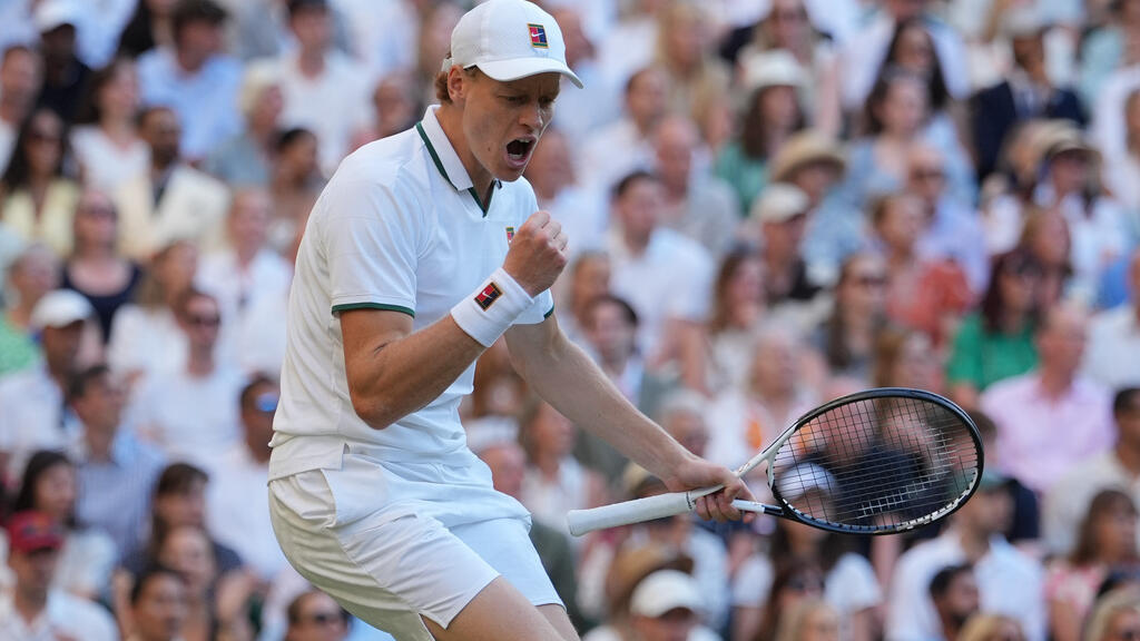 Jannik Sinner beats Alexander Zverev to win second straight Wimbledon title