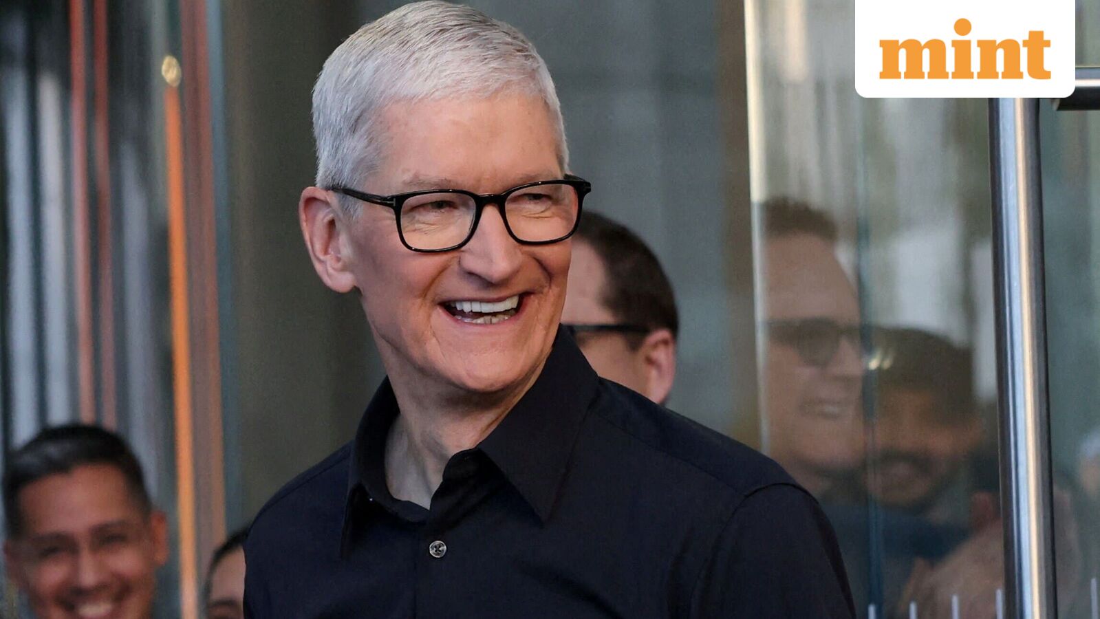 Apple leadership transition unlikely in near term; Tim Cook to decide retirement timing: Mark Gurman