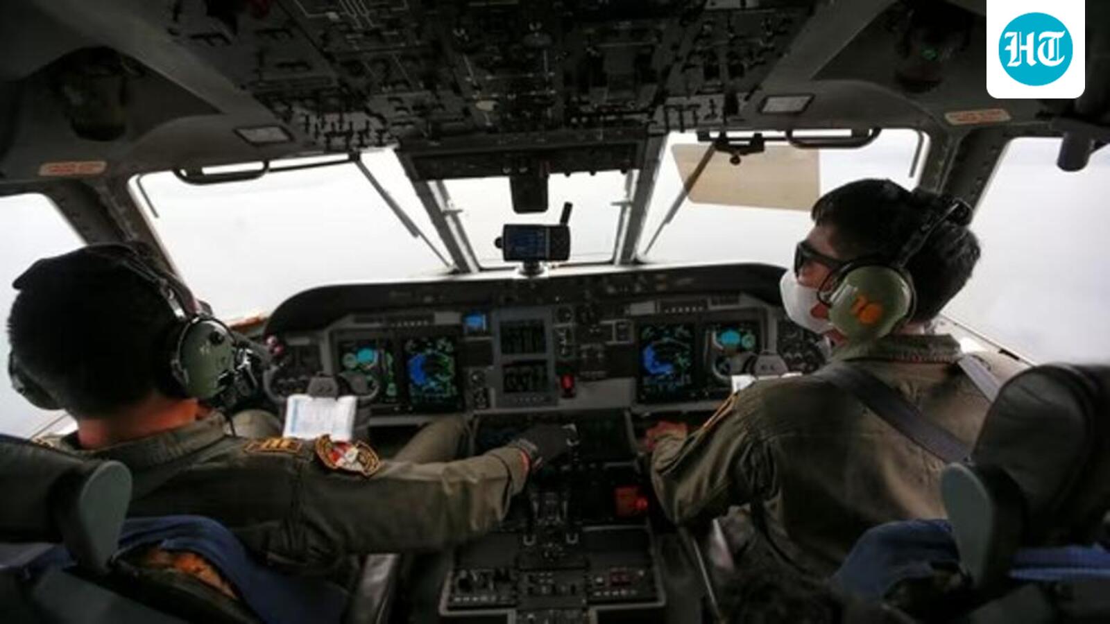 India has 25,001 licensed pilots, civil aviation minister tells Lok Sabha