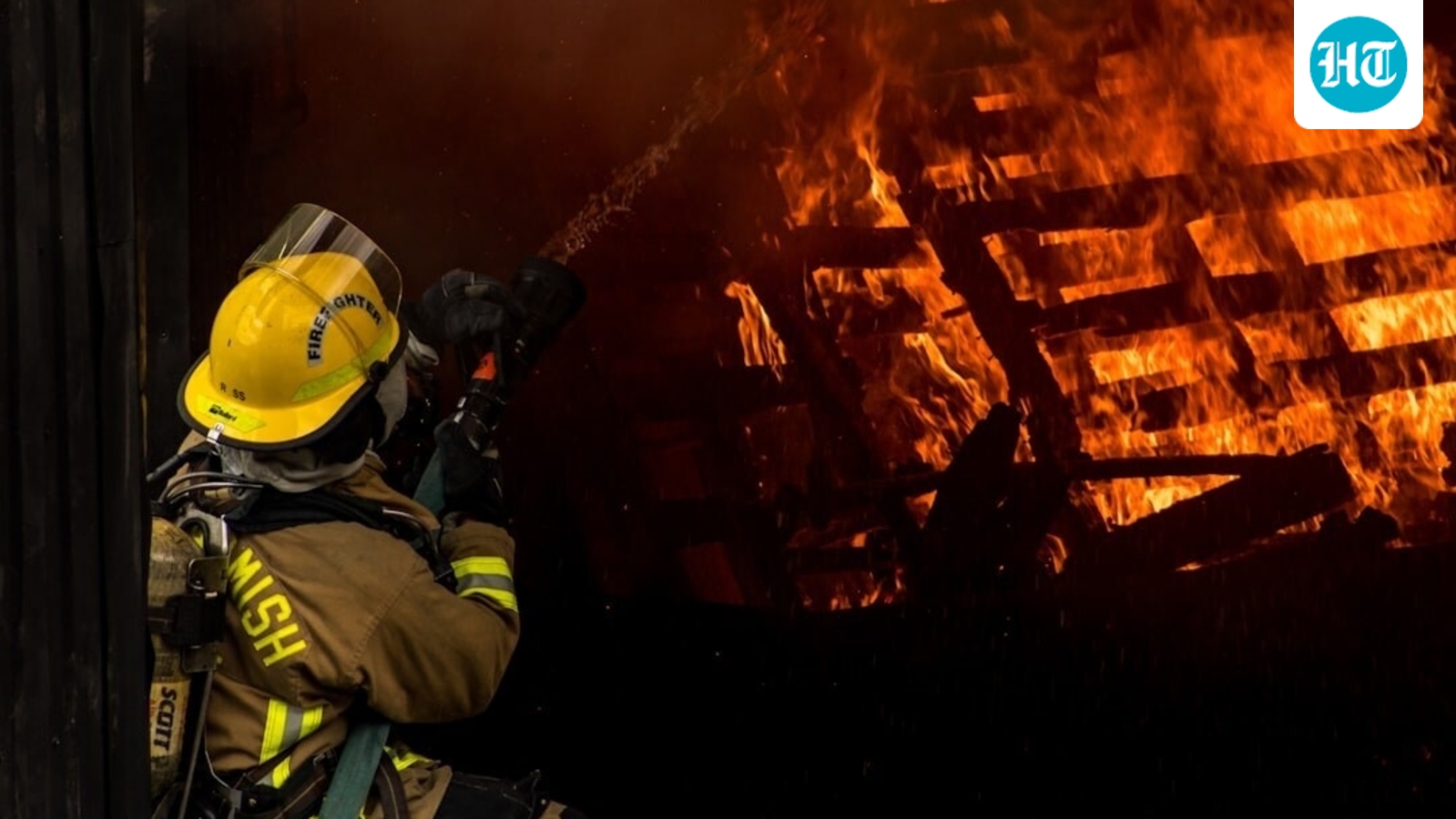 Akron plane crash update: Scary video from Canterbury Circle shows massive explosion, fire