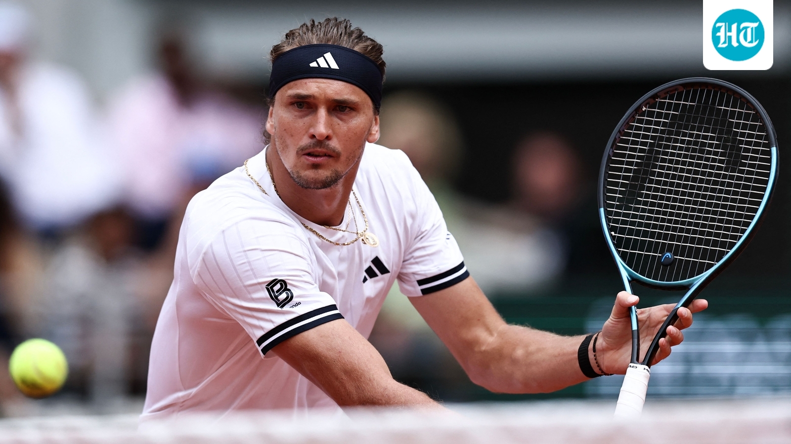 Zverev sends 3-word message to French Open opponents after Djokovic exit; GF shares update