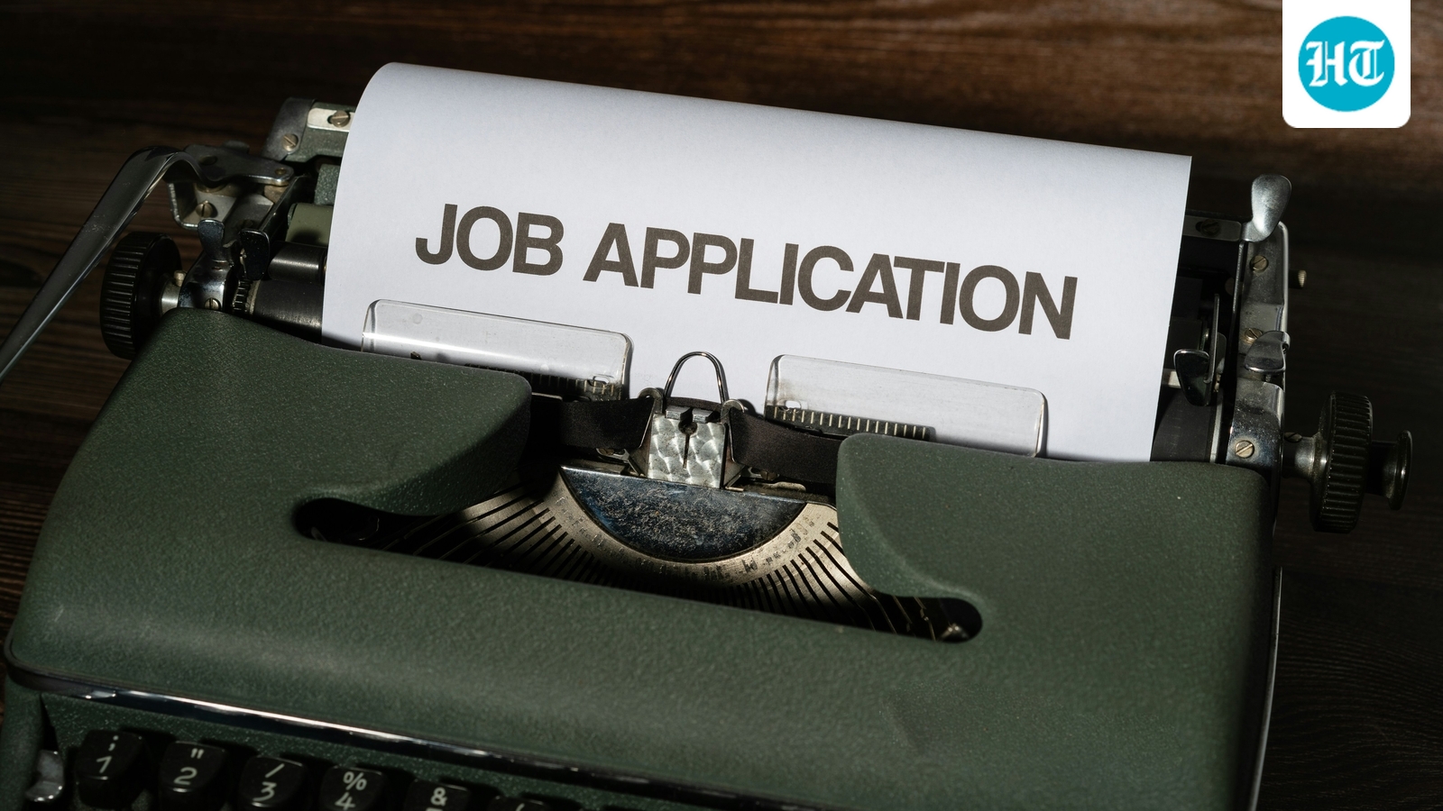 American studying engineering in Bengaluru seeks advice on how to find jobs abroad