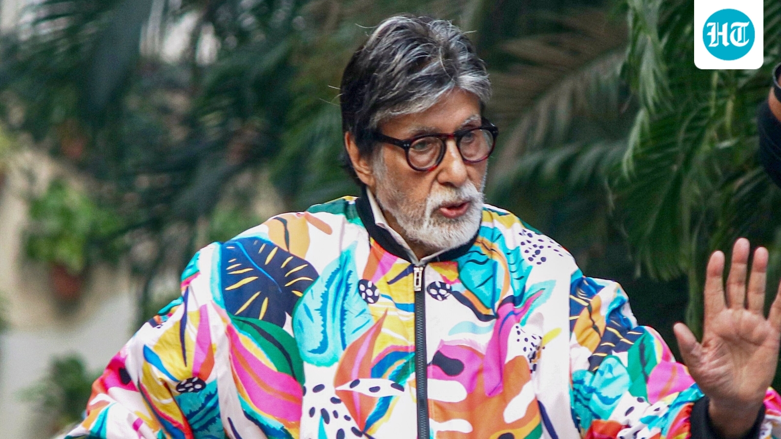 Amitabh Bachchan gets mobbed in Surat as he arrives for ISPL season 3, internet says: ‘Leave him alone, he is 83’