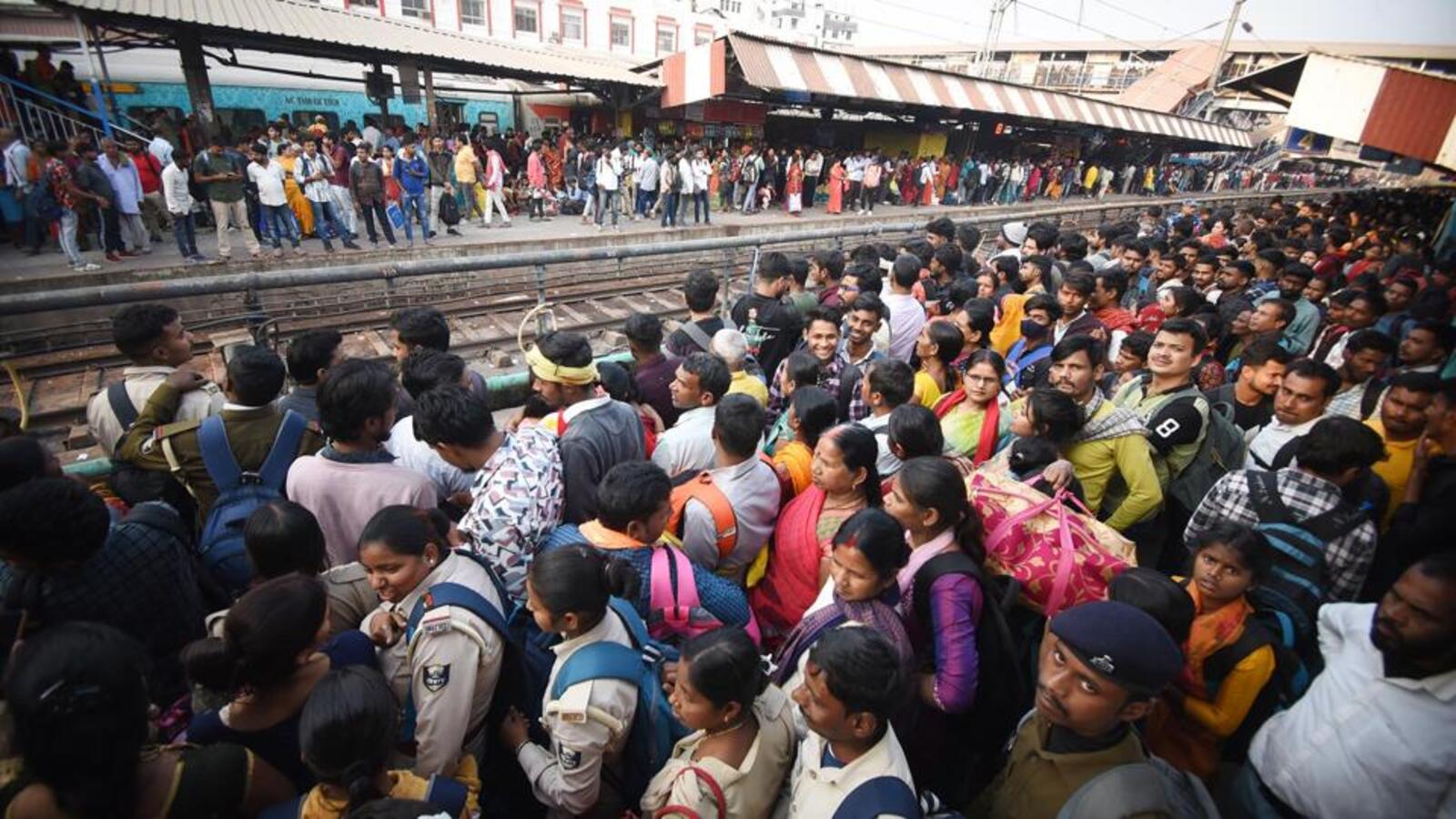 22 trains damaged due to overcrowding during Maha Kumbh: Govt