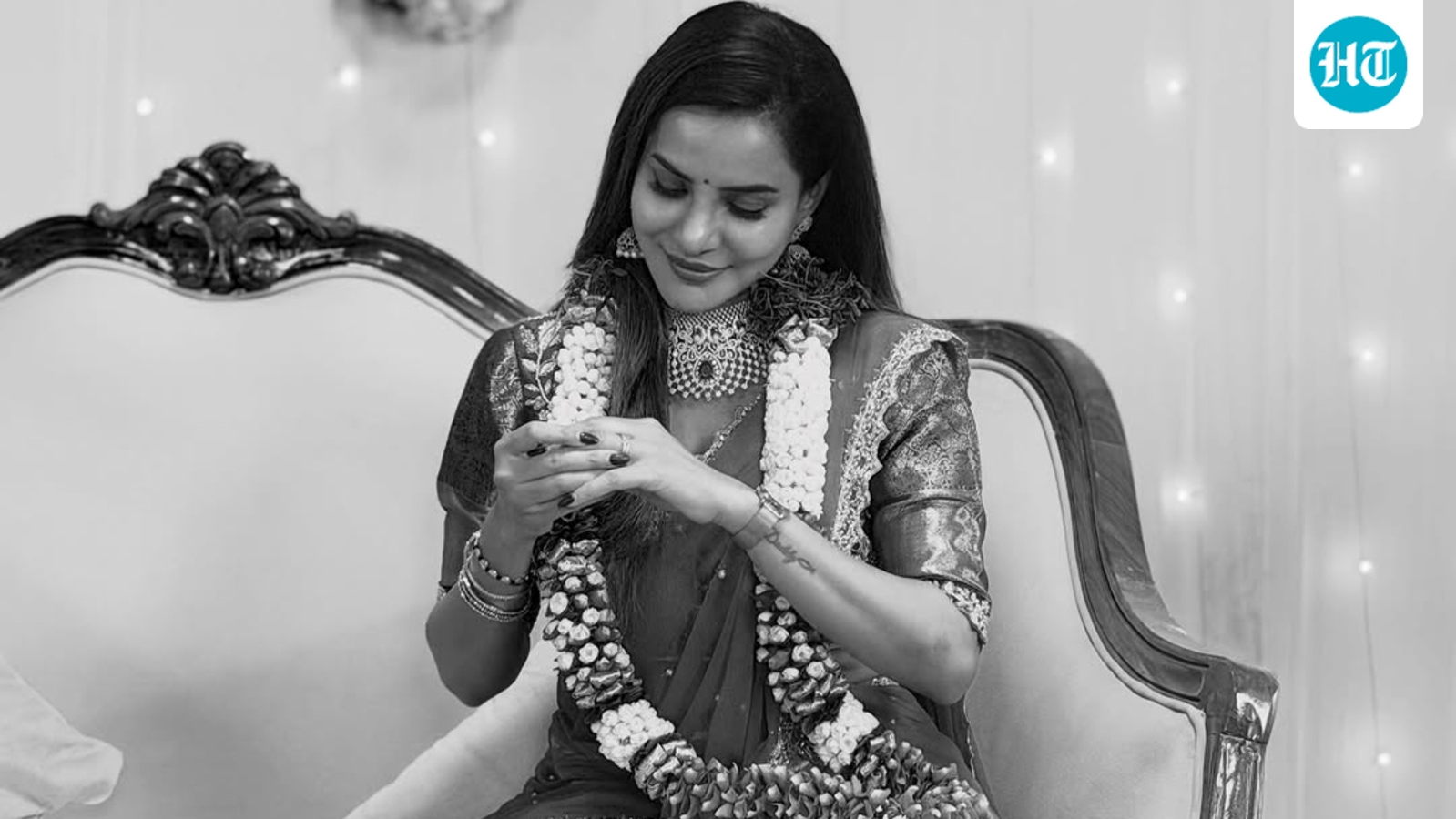 Bigg Boss Telugu 3's Ashu Reddy posts engagement pictures amid alleged  ₹9.35 crore cheating controversy