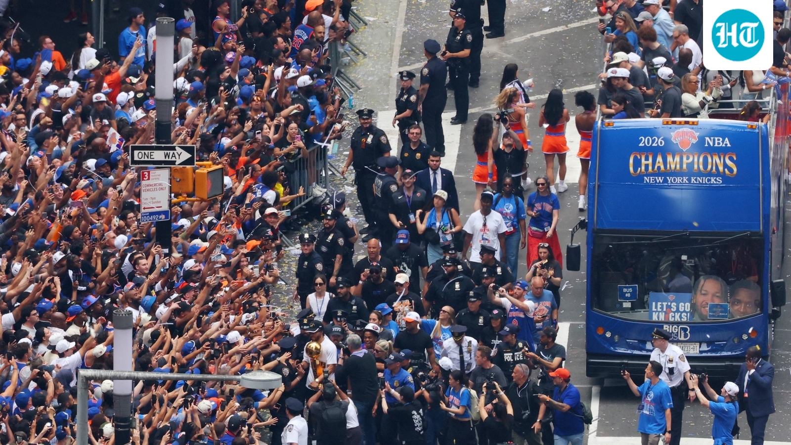 Knicks parade chaos: Fans chant 'Let us in' after NYPD closes viewing areas, 'No one else will be allowed'