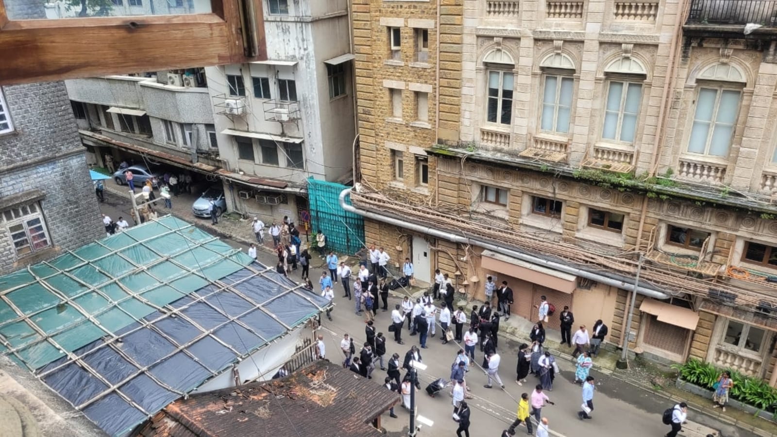 Hours after Delhi, Bombay High Court receives bomb threat