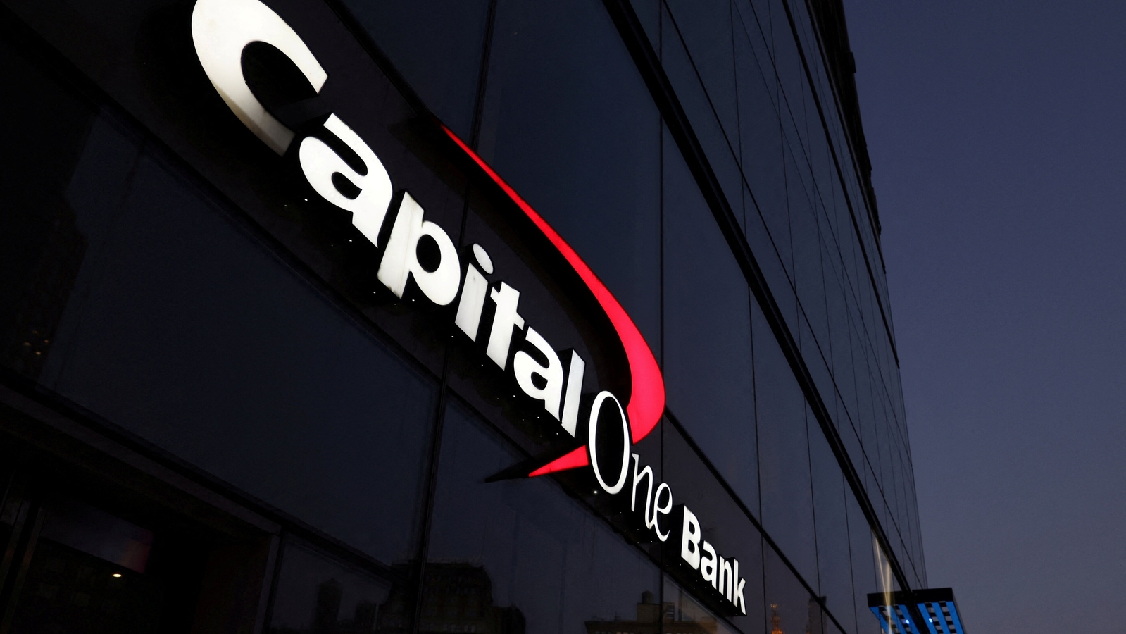 Capital One app and website down: Users report issues with online banking; 'I began panicking'