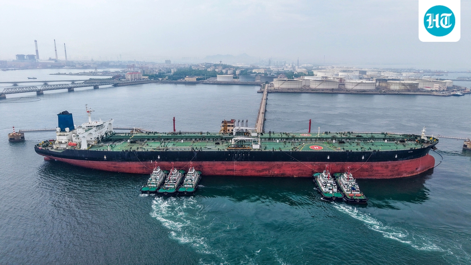 Oil exporters turn to ‘Dark’ transits as Three supertankers successfully navigate Hormuz chokepoint