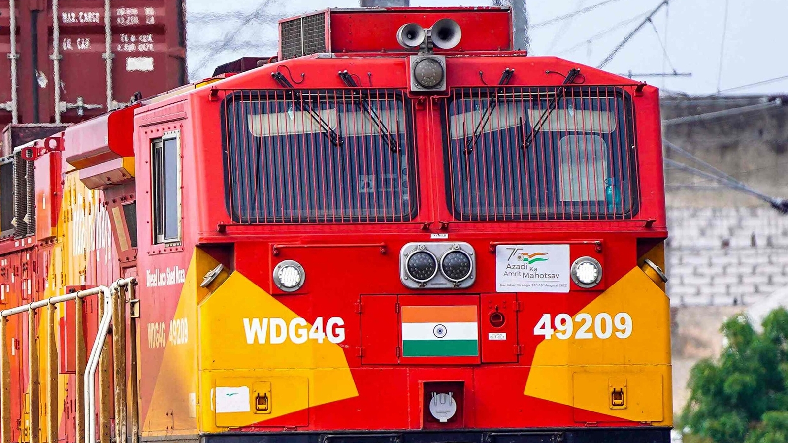 Central railway schedules 1,998 special trains for diwali, chhath puja