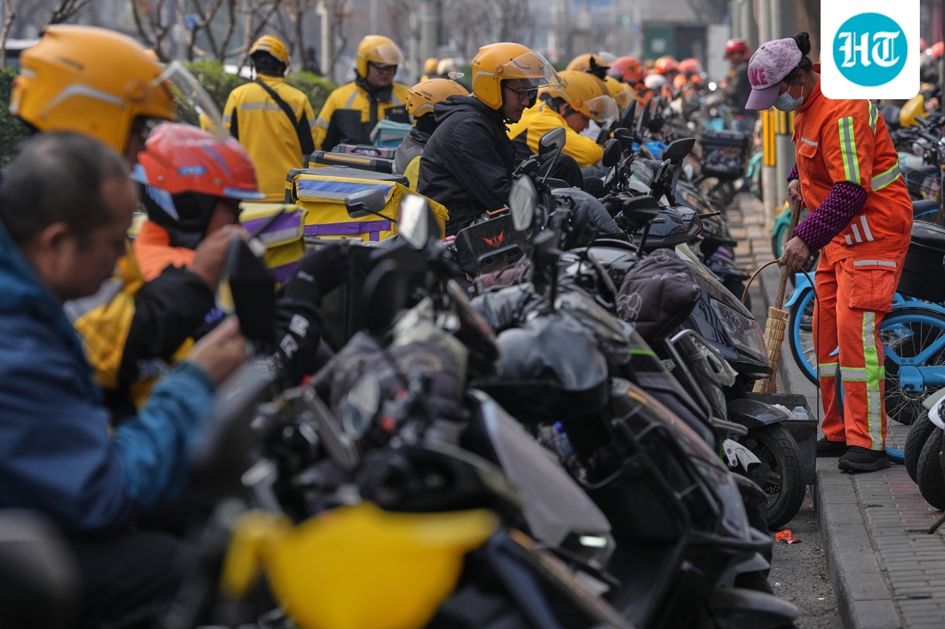 China’s delivery drivers are its most obvious underclass