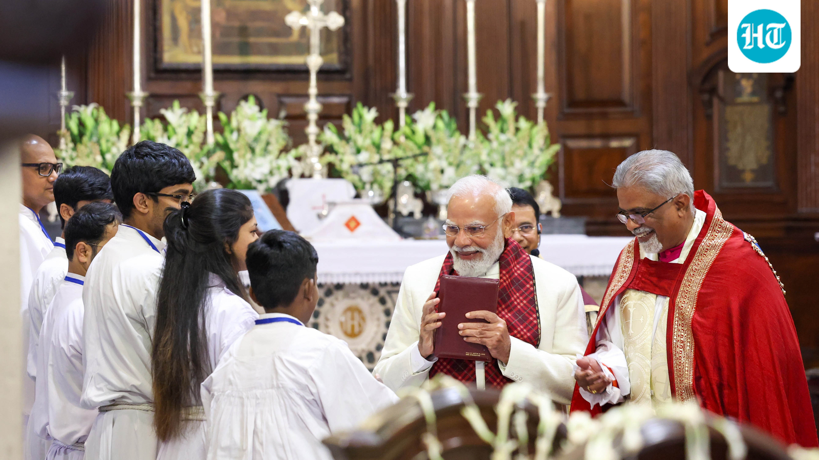 PM Modi takes part in Christmas morning service at Delhi cathedral | Watch