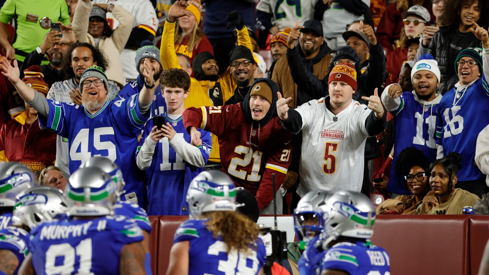 Commanders fans' ultimate insult to Jayden Daniels after Sam Darnold, Seahawks' top show - Watch