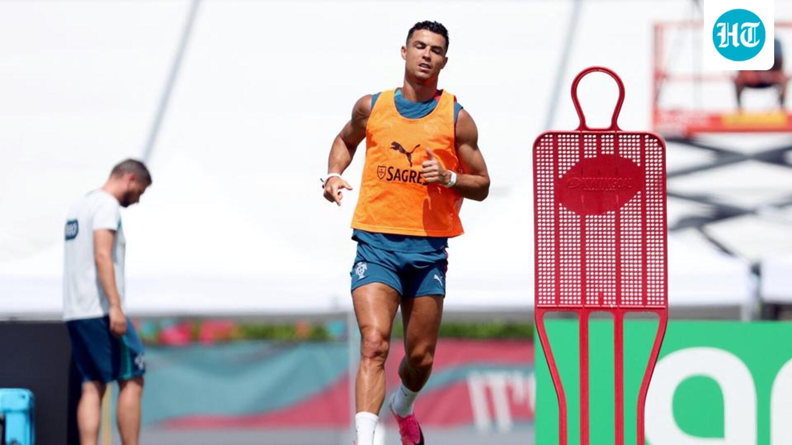Make space, be a decoy, ways in which Portugal can use Ronaldo