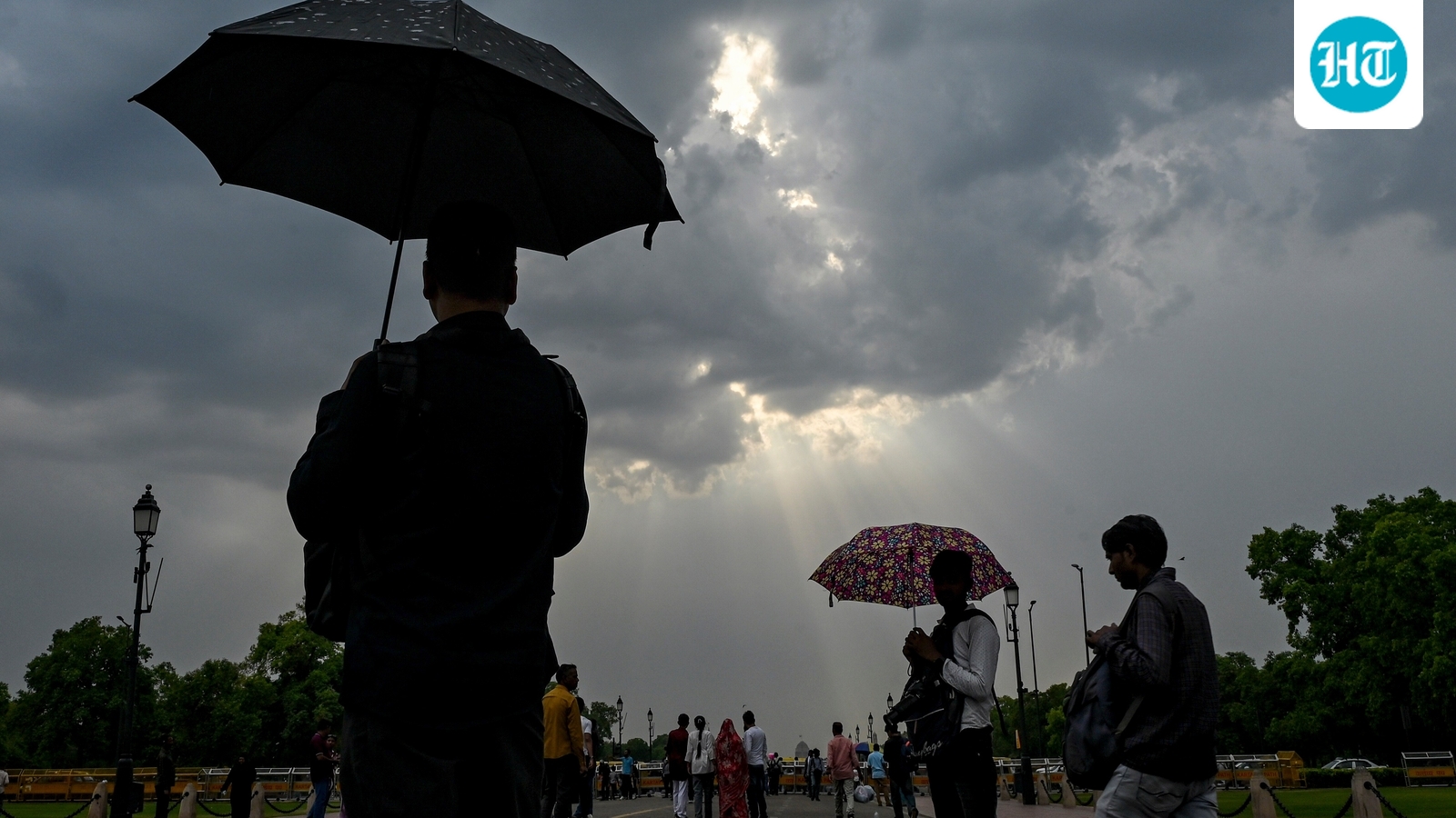 Delhi to see showers, cloudy sky this week; heavy rain expected in Bengal tomorrow | See IMD forecast
