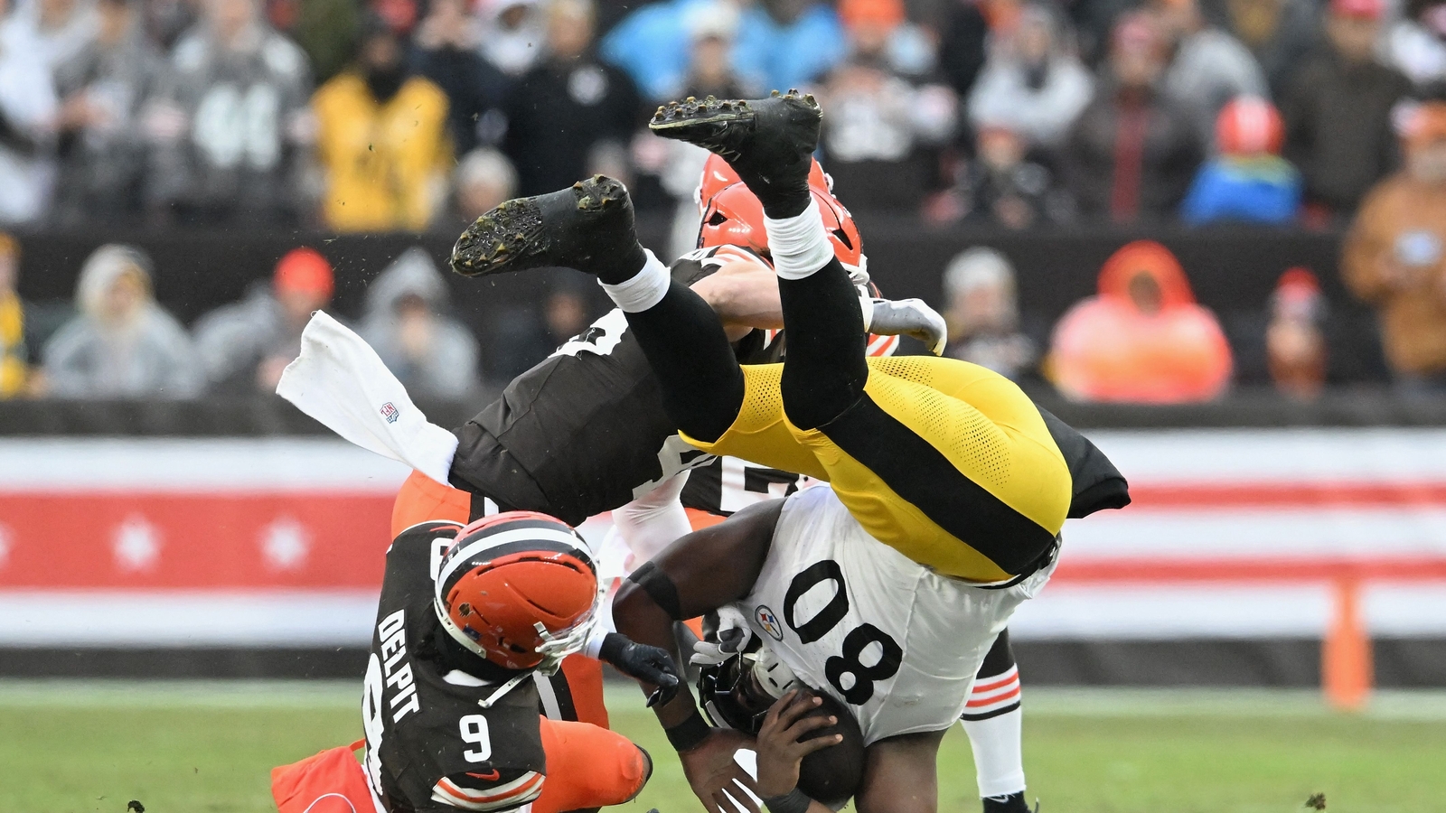 What happened to Darnell Washington? Injury update and return status as Steelers struggle