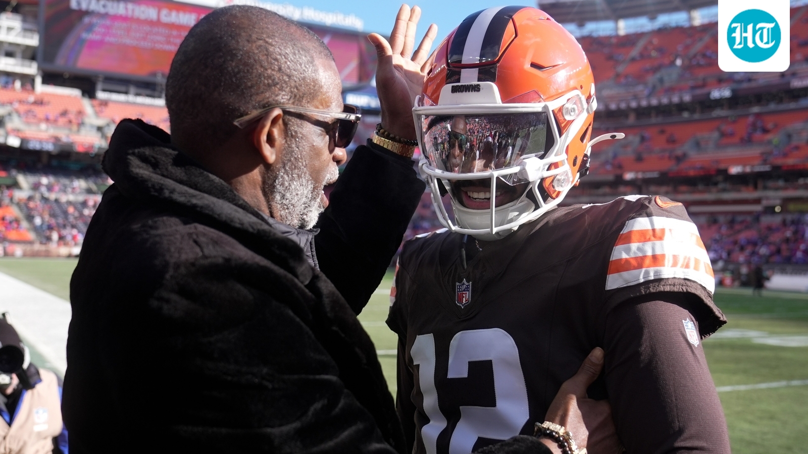 Deion Sanders' dreadful reaction to Shedeur's interception is heartbreaking; ‘so embarrassed’ - Watch