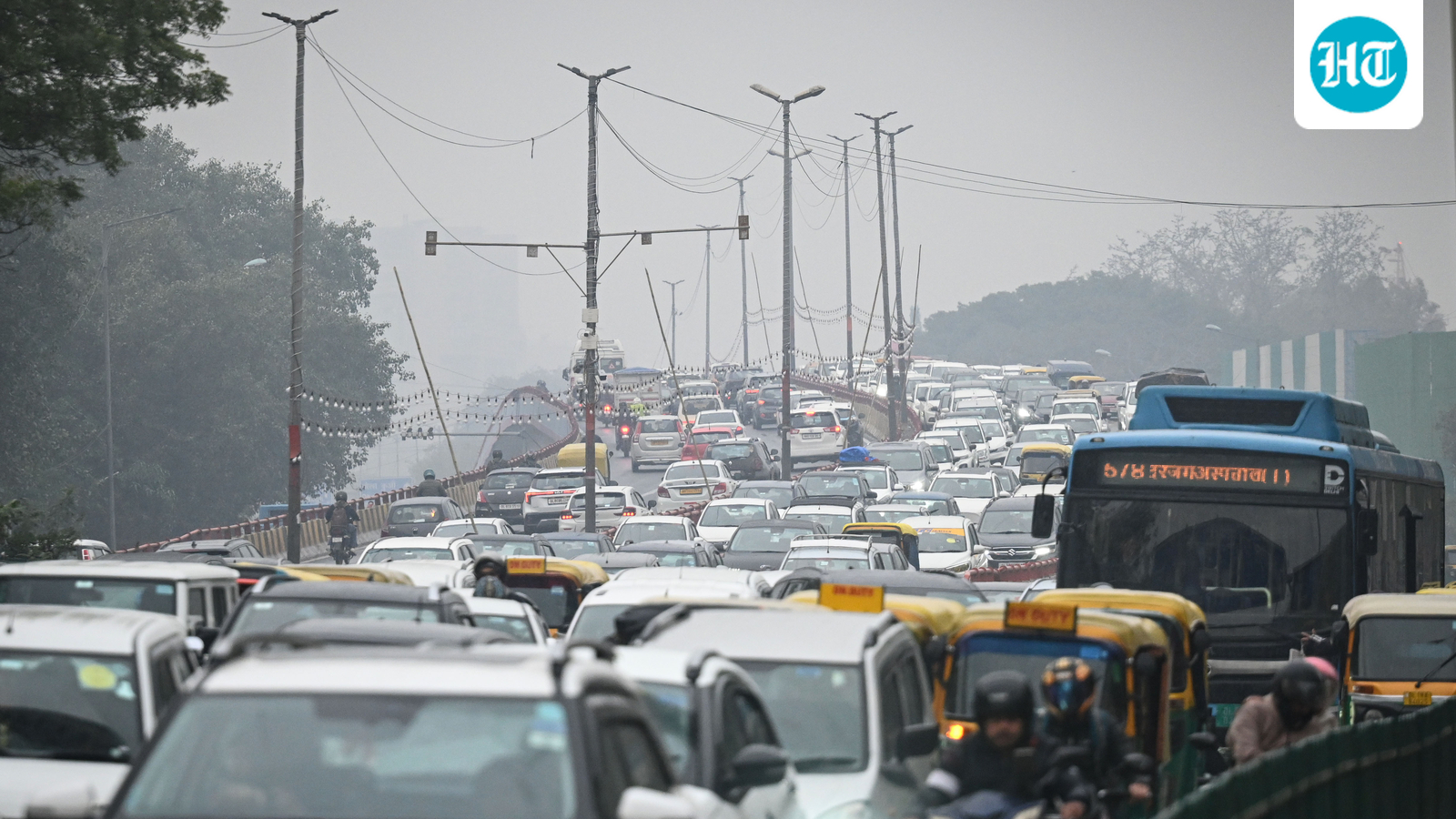 Rain reduces Delhi temperature by over 6°C, but fails to clean city's air