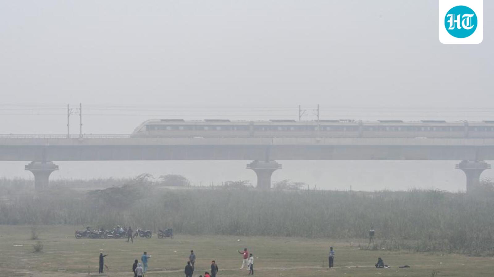 Delhi fog chaos: Haze to persist for 2 more days