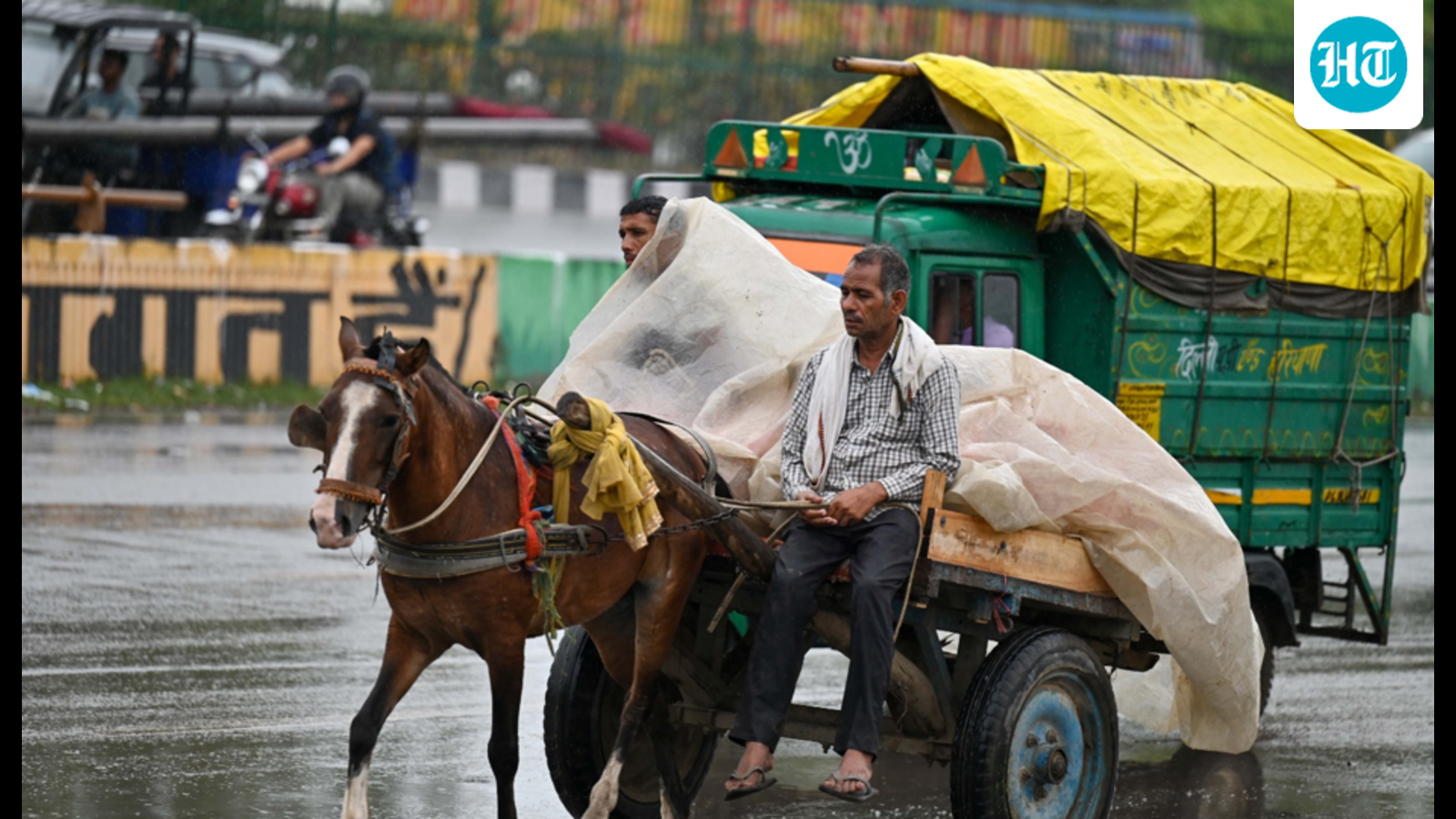 Min temp dips to 22.8°C as monsoon arrives in Delhi 5 days behind schedule