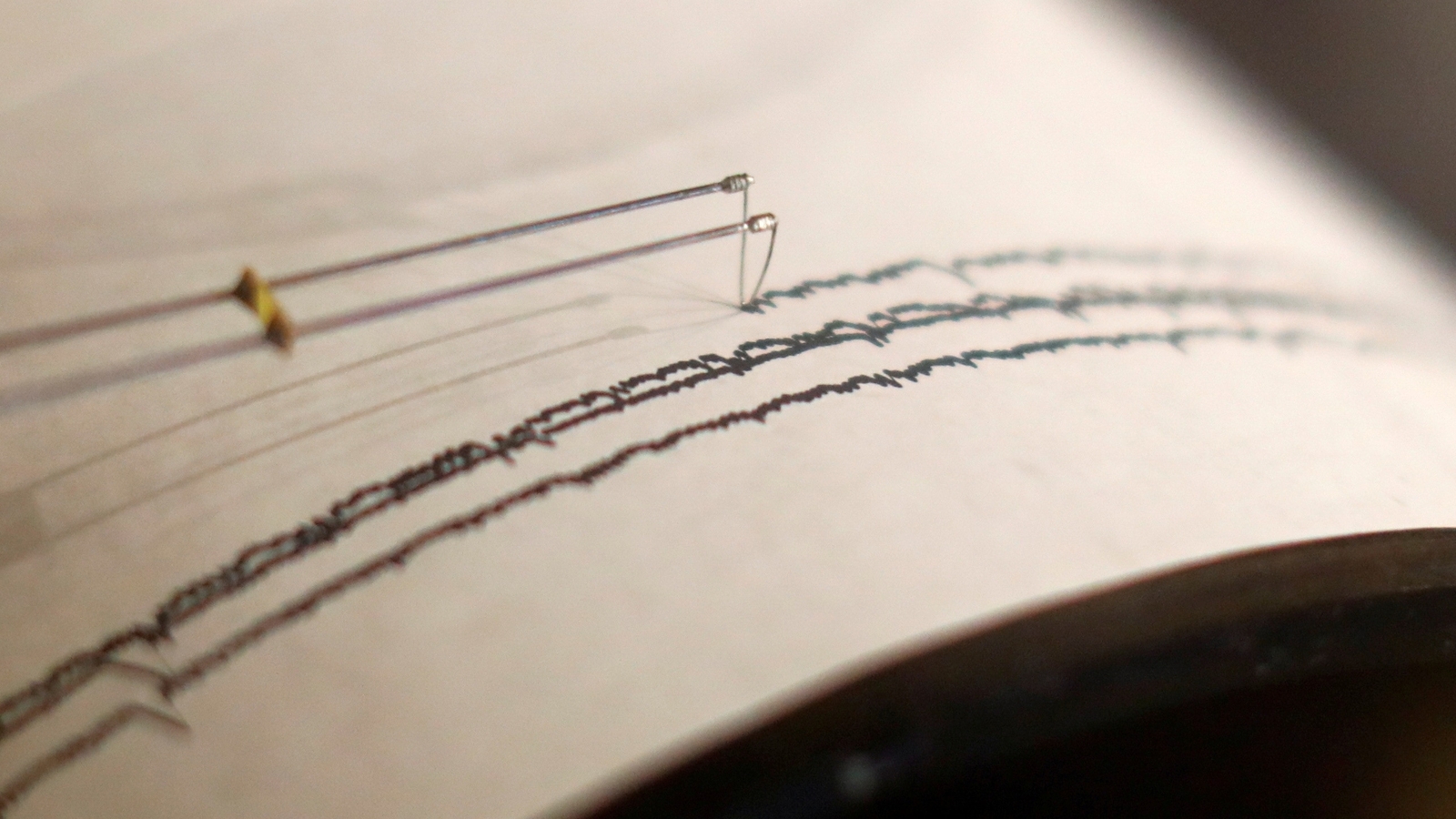 Magnitude 6.2 earthquake jolts Afghanistan's Hindu Kush region, felt across Pakistan