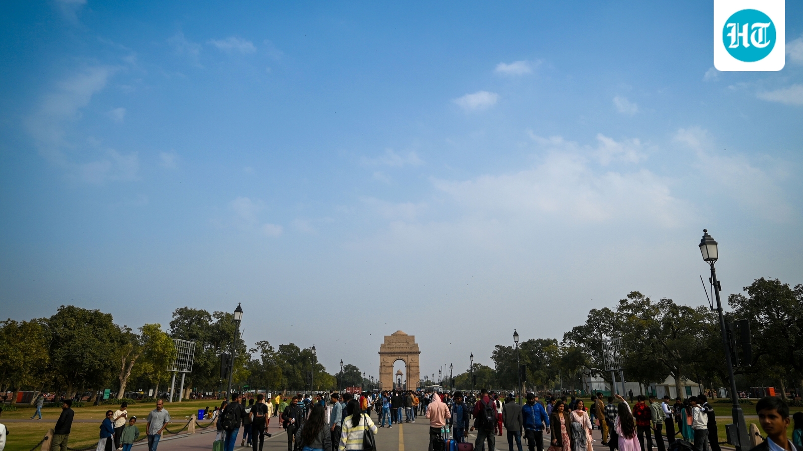 February starts cold in Delhi with high of 24.6°C and poor air quality forecast