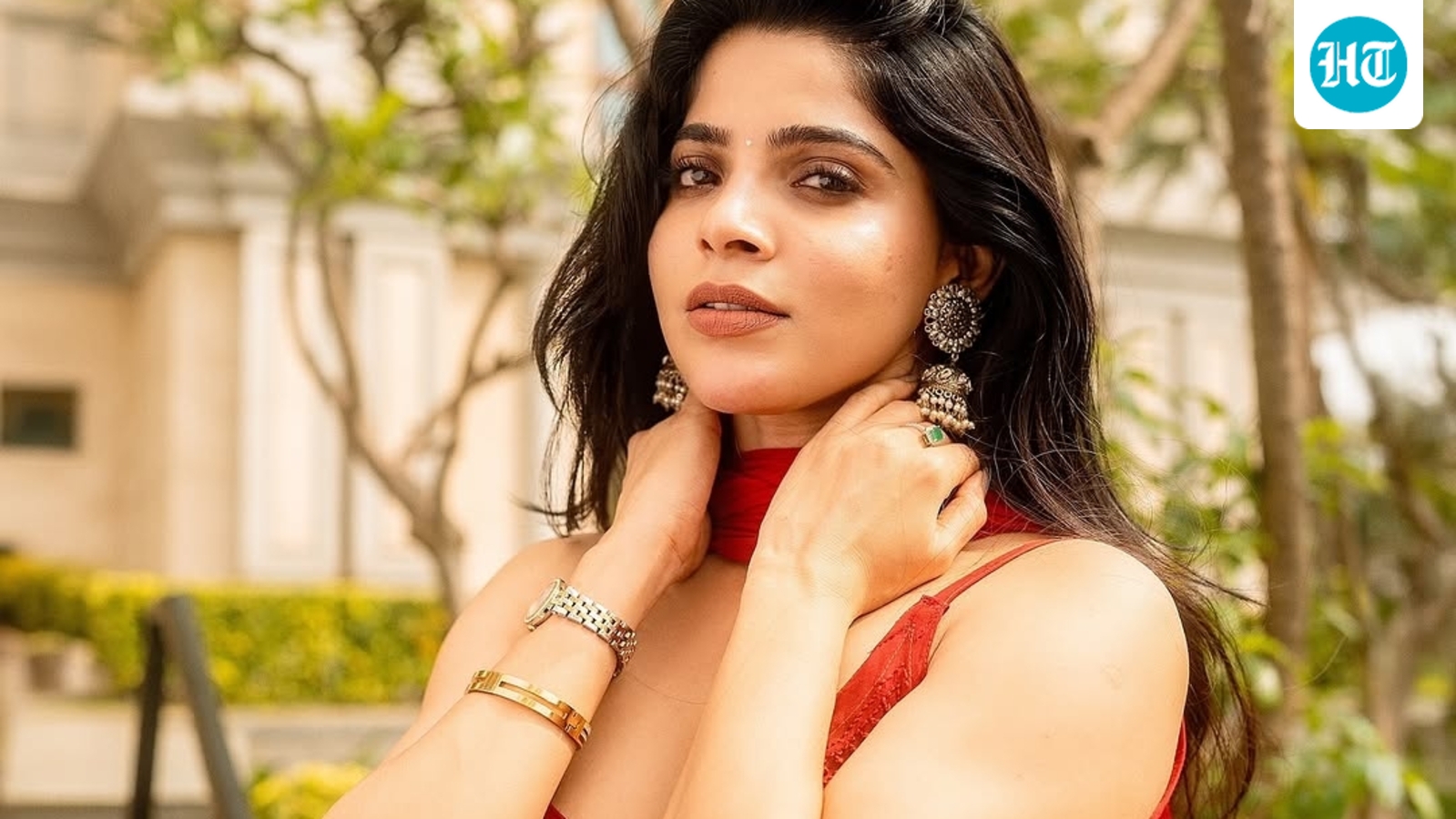 Divyabharathi blasts director Naresh Kuppili for calling her ‘chilaka’, co-star Sudigali Sudheer for not speaking up