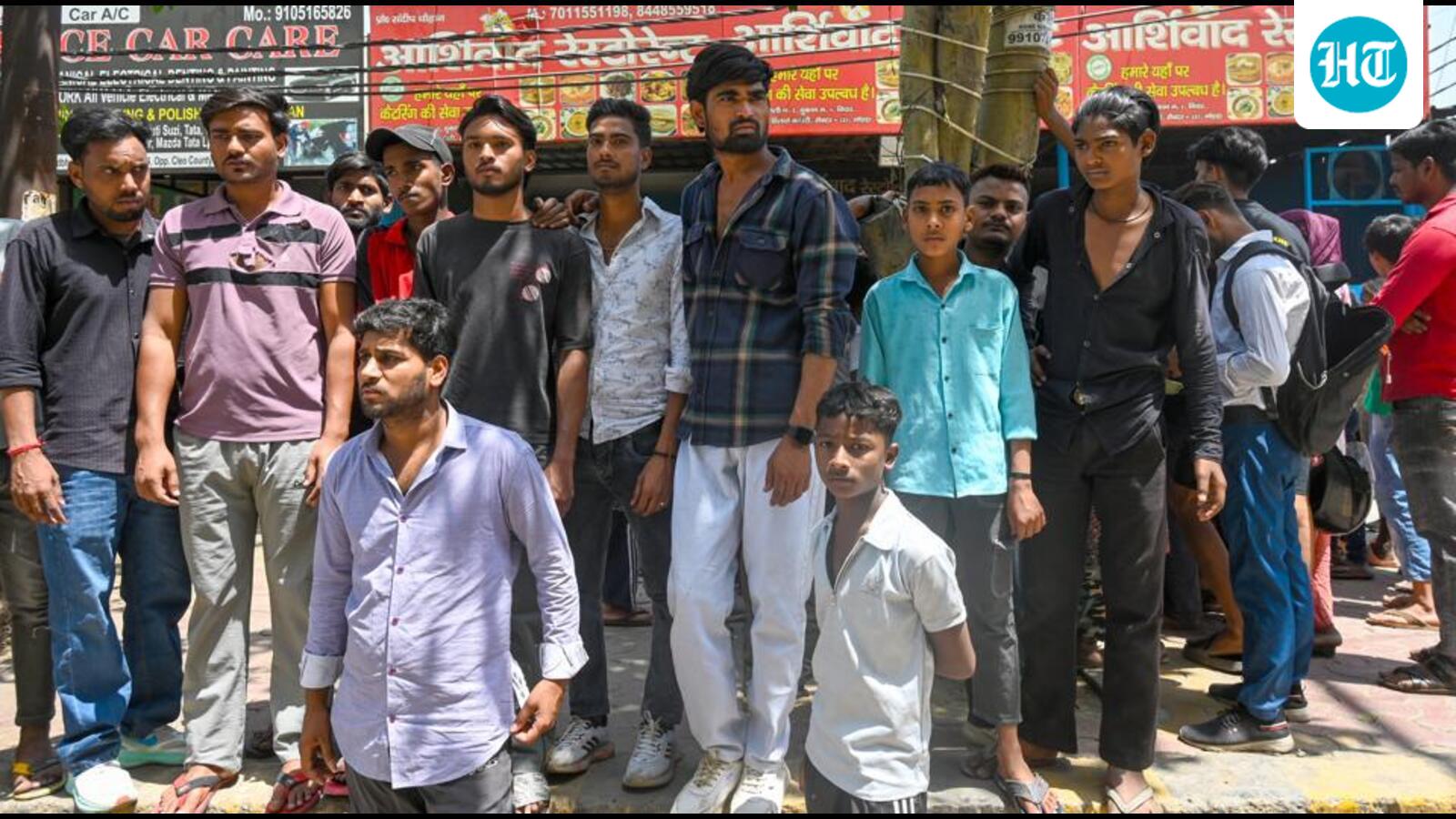 How much does a factory worker earn in India?