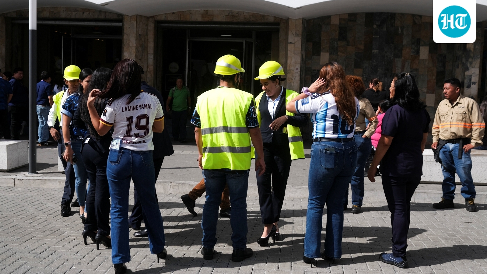 Powerful 7.4 quake hits Mexico coast near Guatemala, triggers tsunami warning