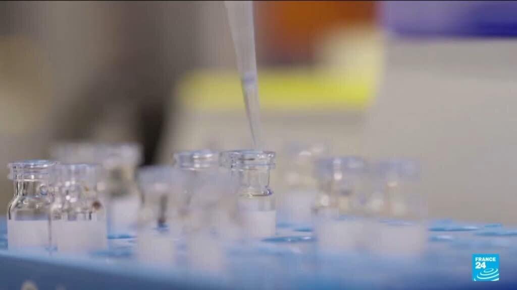 US Health Secretary to cancel $500 million in vaccine development projects