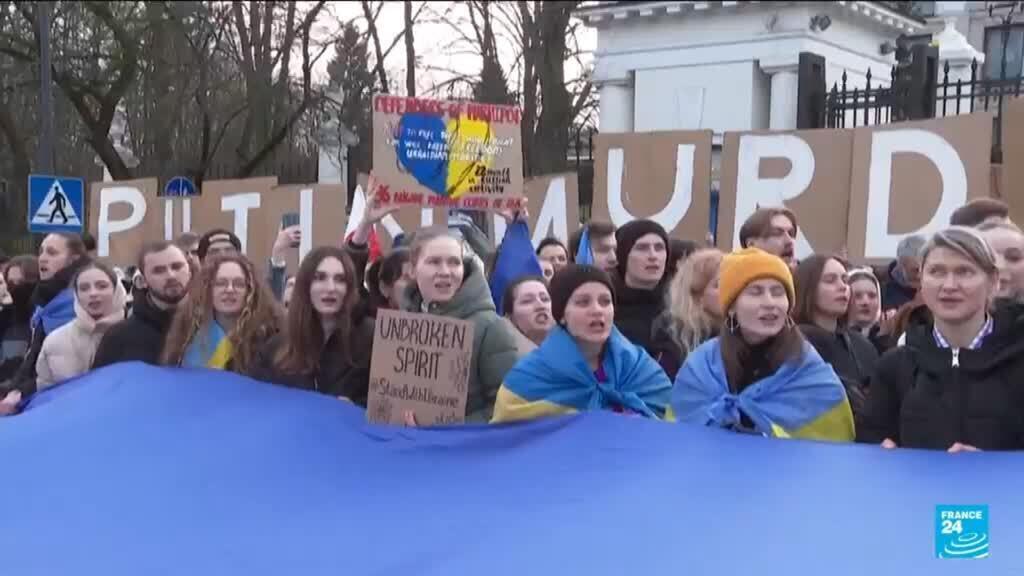 Poland: Law governing Ukrainians' protected status set to expire