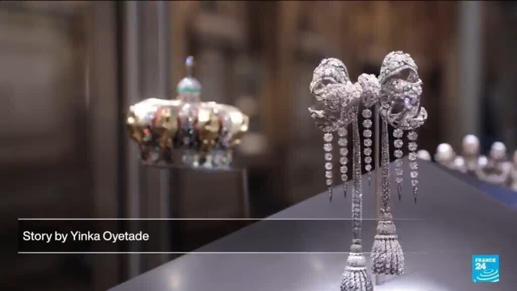 Louvre director admits 'insufficient' camera coverage after heist