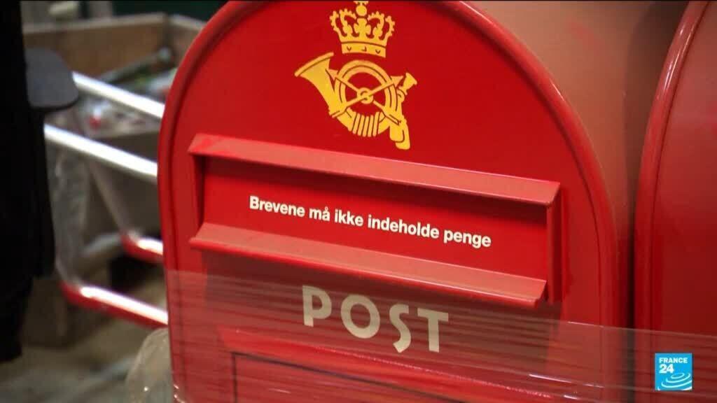 Danish Post bids farewell to paper mail after 400 years